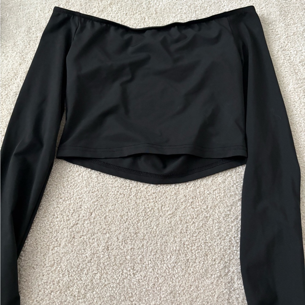 SHEIN Black Asymmetrical Long Sleeve Crop Top